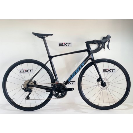 GIANT TCR Advanced 2 Kom 2025 Black Carbon Giant 109603614