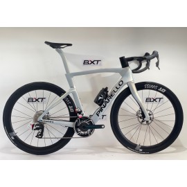 PINARELLO Dogma F Luxter Venice SRAM Red AXS DT Swiss ARC-1400 DiCut 50mm